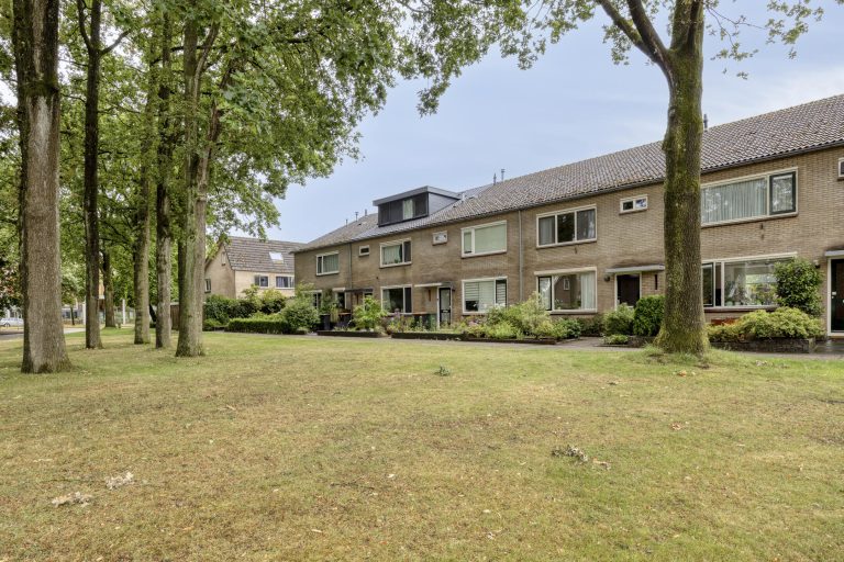 Tussenwoning te koop: Anna Bijnsstraat 7, Hengelo